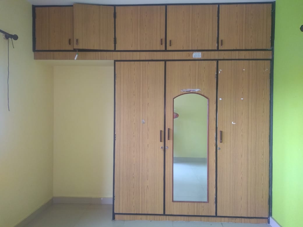 1bhk-wardrobe view in arundhadhi apartment in jayanagar bengaluru
